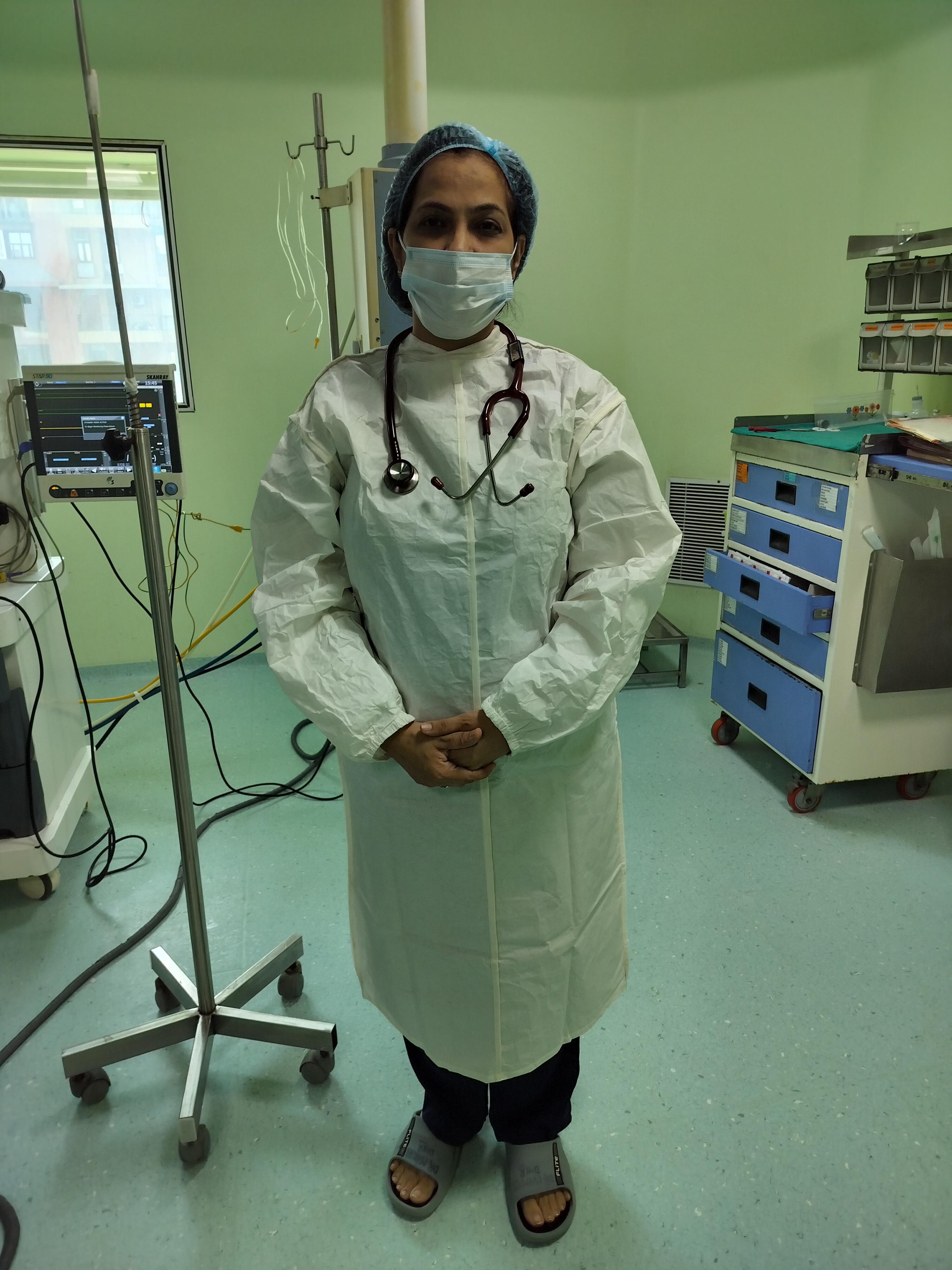 Prototype sustainable PPE worn in a clinical setting